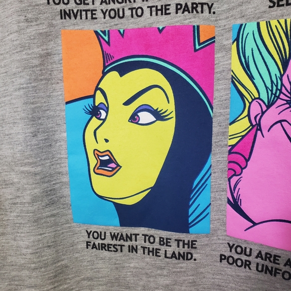 Disney Signs That You’re A Villain Gray Villains Graphic T-Shirt Size M (7-9) - Picture 6 of 10